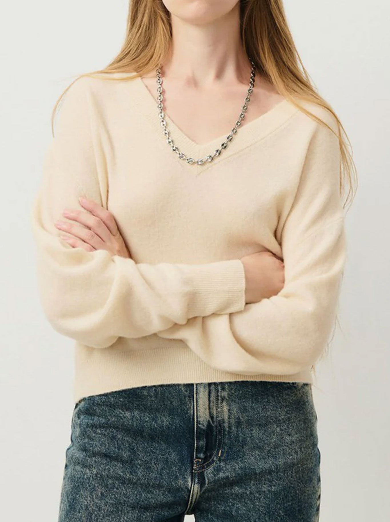 AMERICAN VINTAGE RAXOW VEE NECK JUMPER