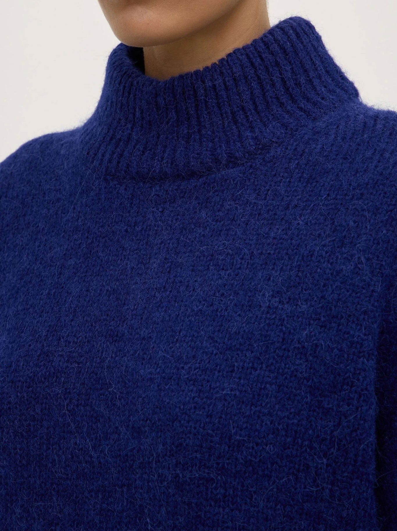 ASSEMBLY LABEL COSETTE KNIT