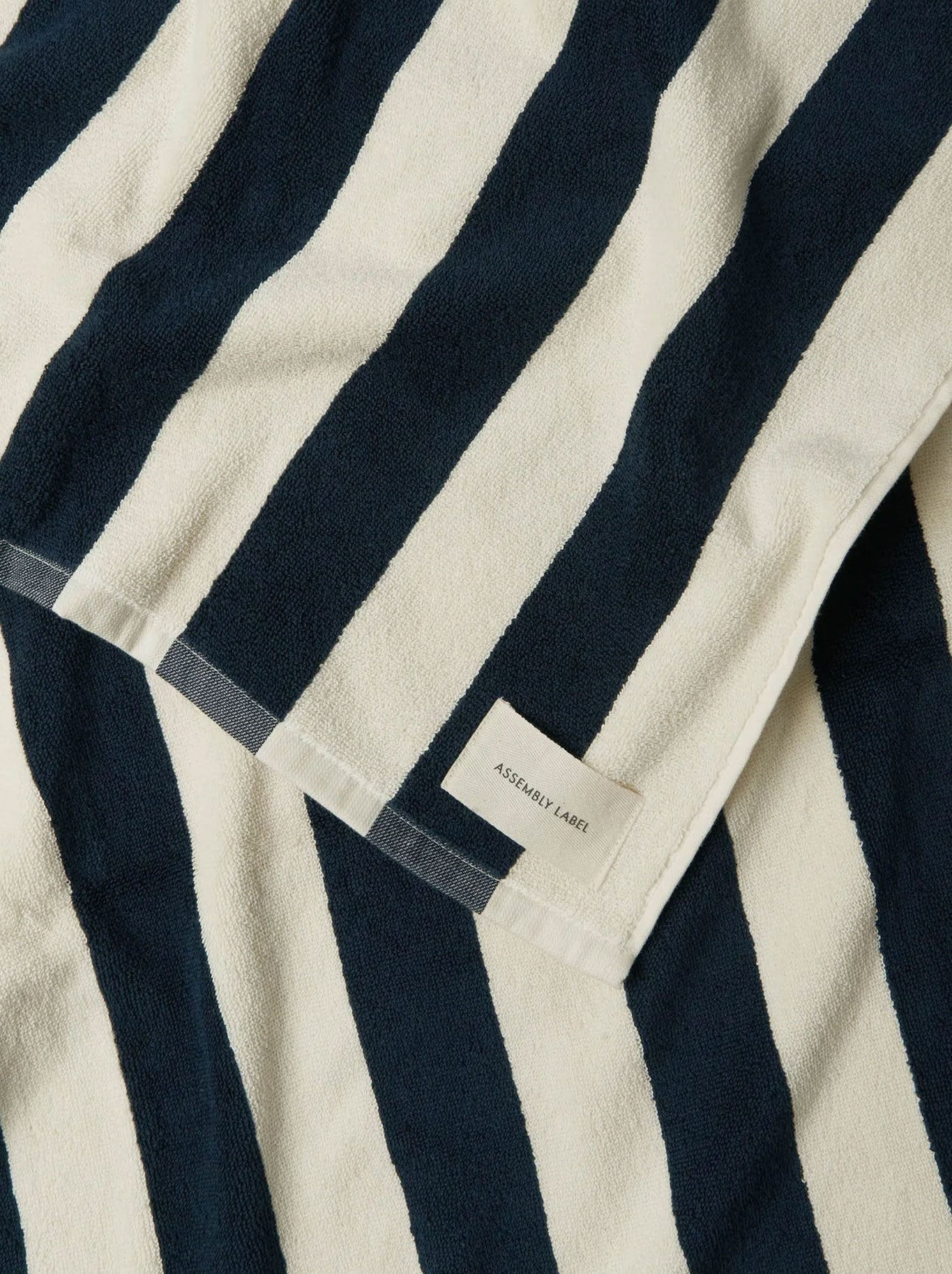 ASSEMBLY LABEL COTTON BEACH TOWEL