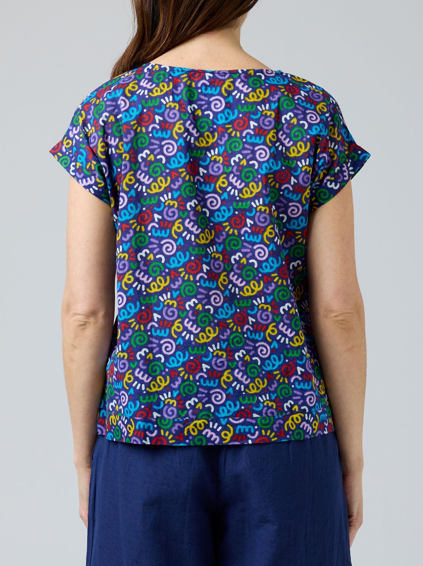 CAKE VICKY ROUND NECK