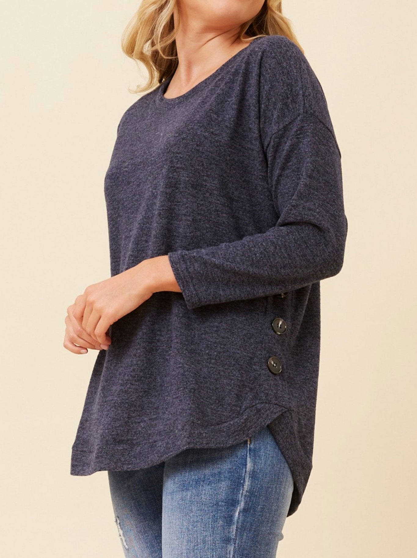 CAROLINE K MORGAN BUTTON DETAIL CURVED HEM TOP