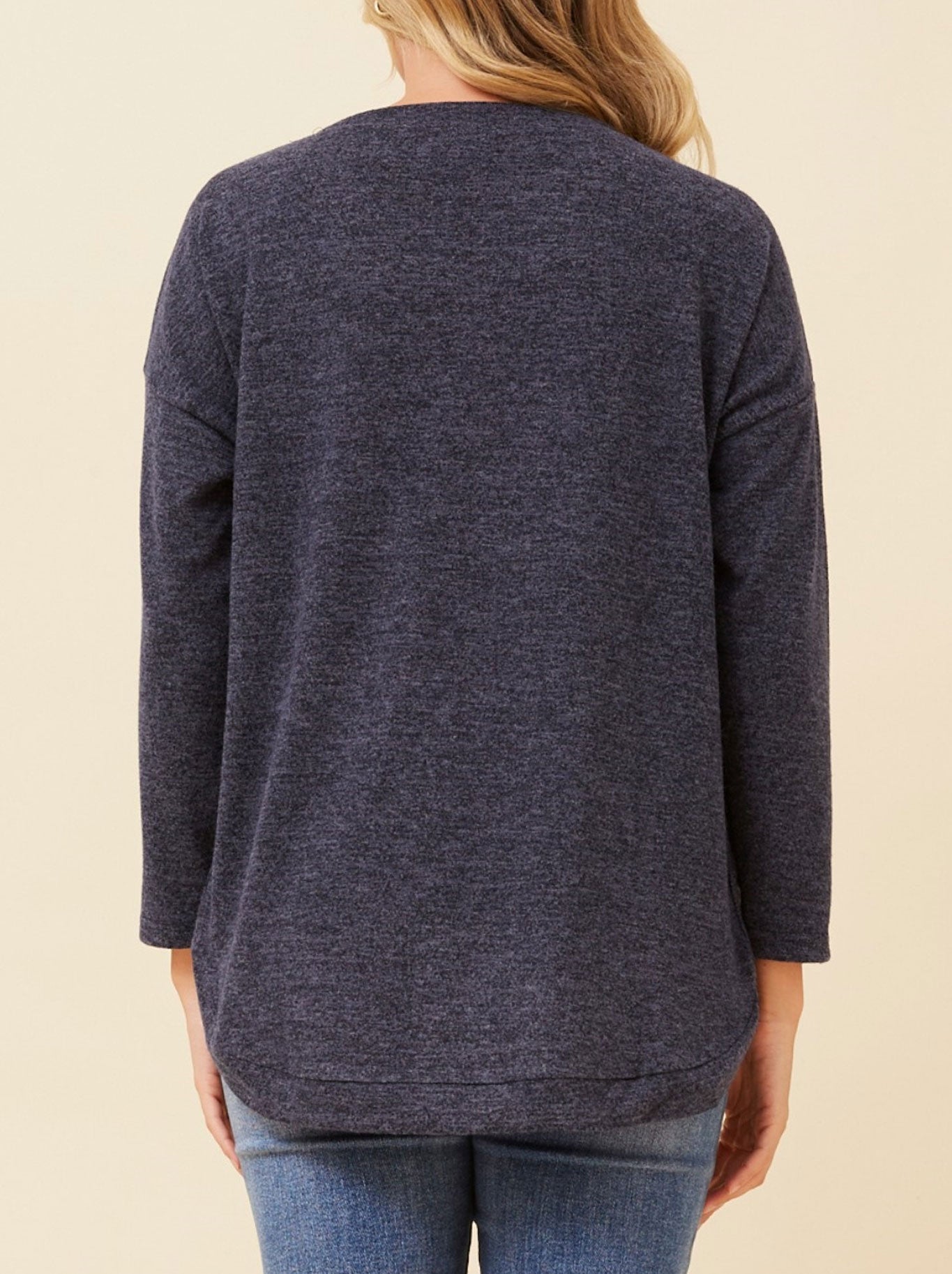 CAROLINE K MORGAN BUTTON DETAIL CURVED HEM TOP