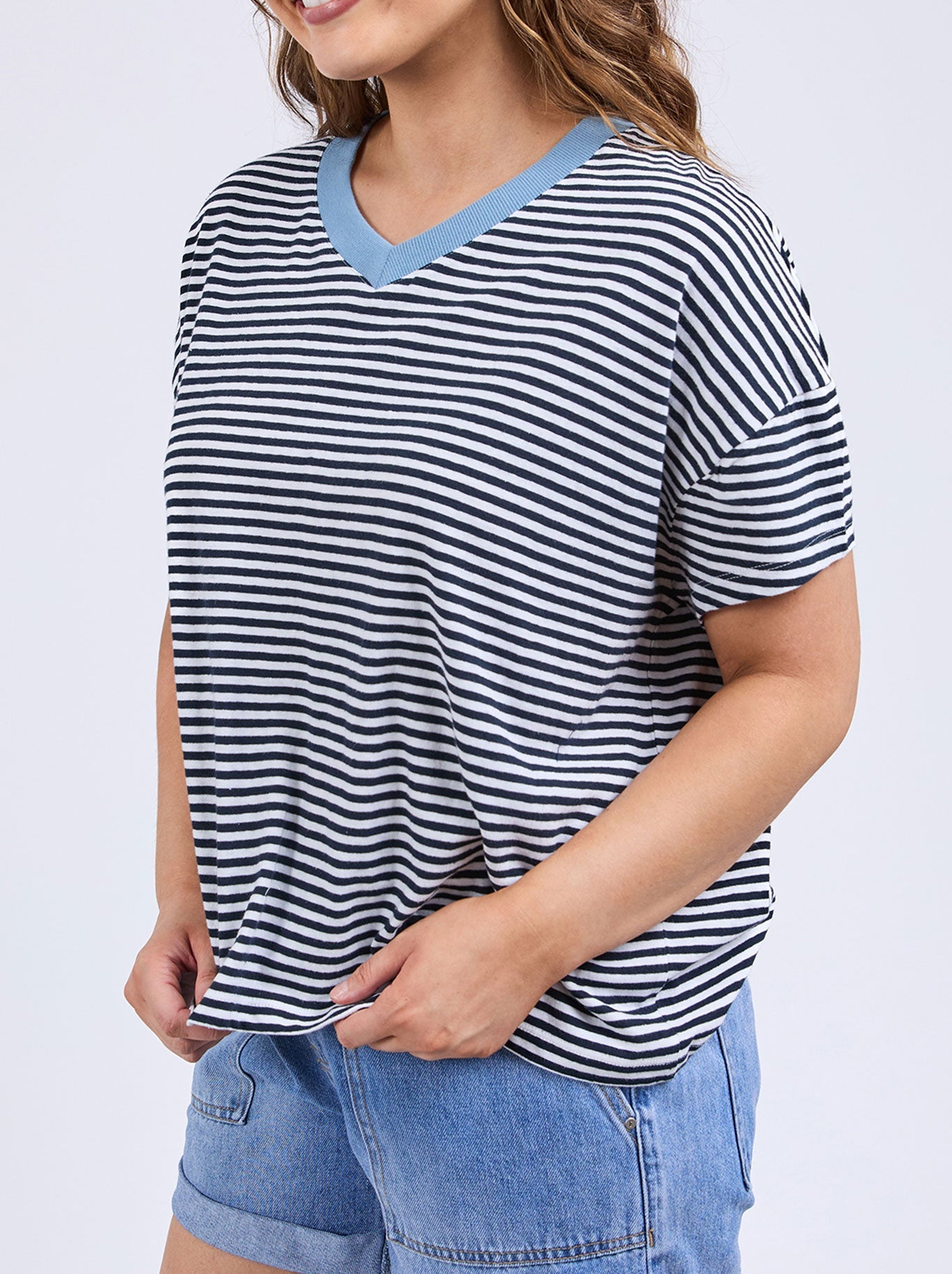 ELM LIV VEE TEE