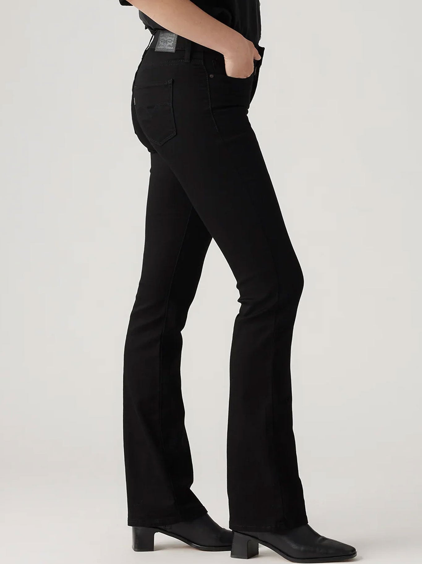 LEVI'S 315 SHAPING BOOTCUT JEAN