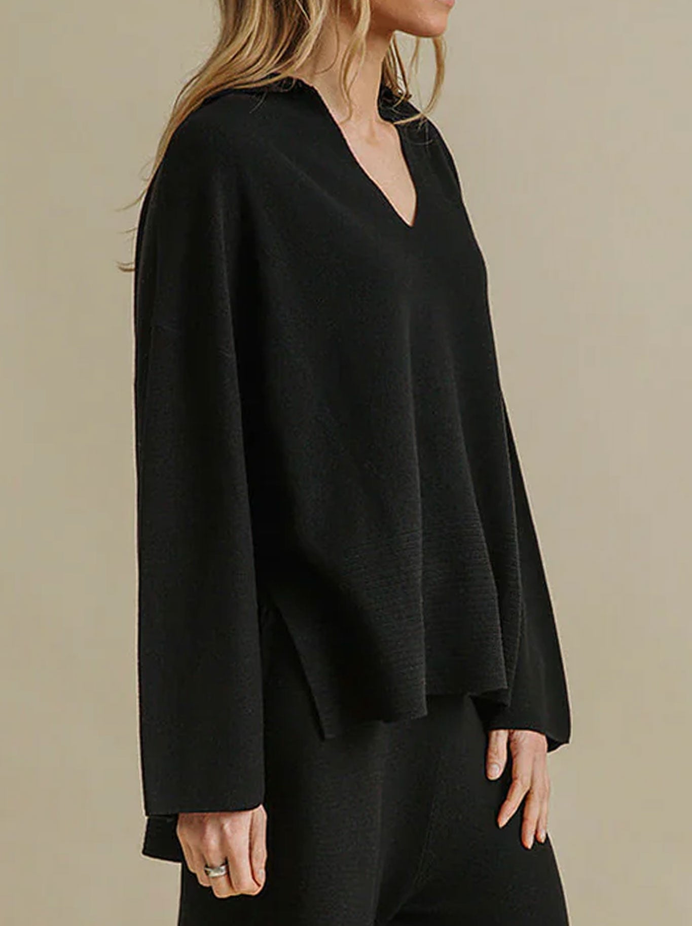 TALAMAYA GRACE COLLARED PULLOVER