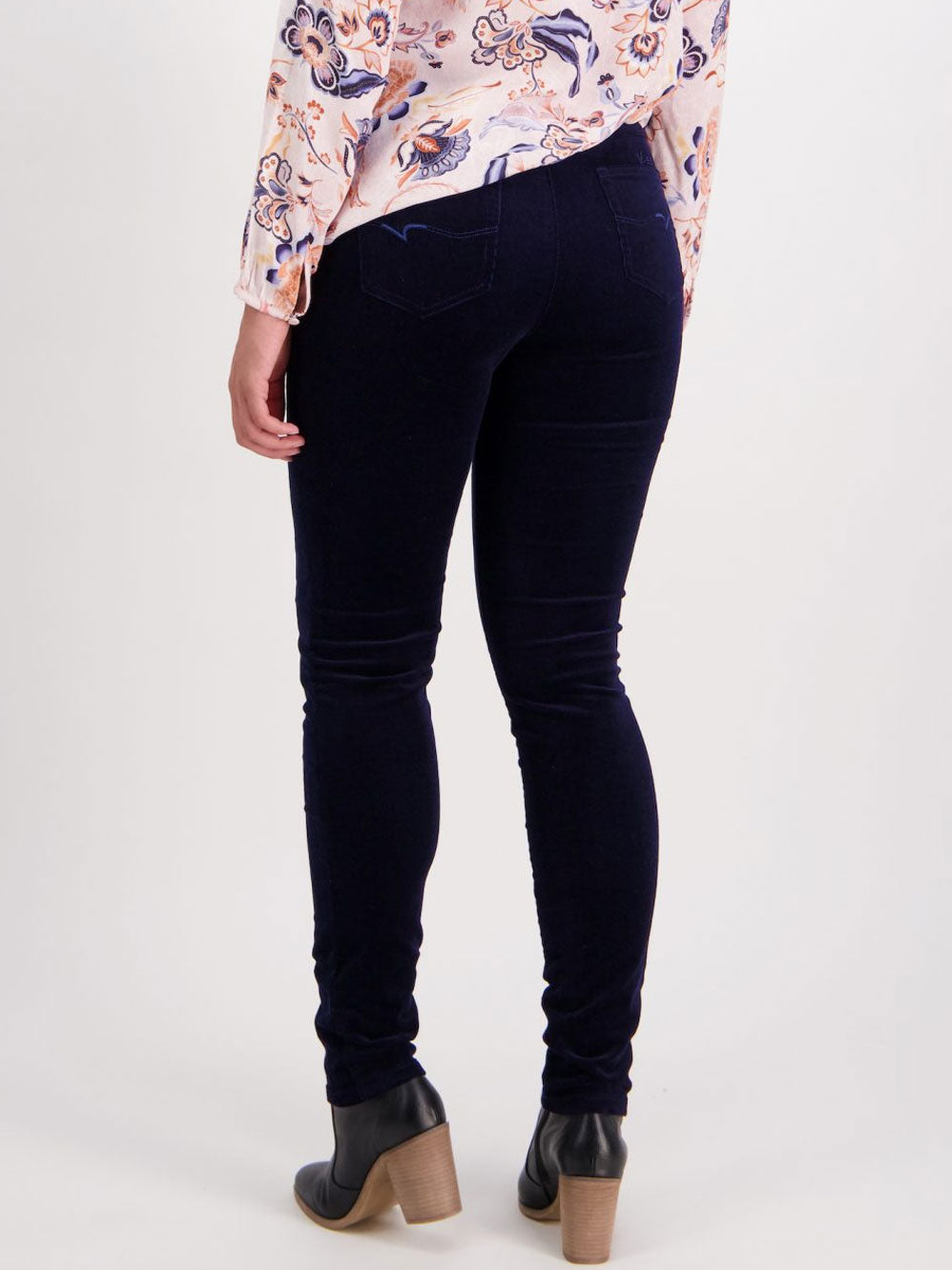 Yeltuor - VASSALLI - PANTS - VASSALLI SKINNY PULL ON CORD PANT | MIDNIGHT