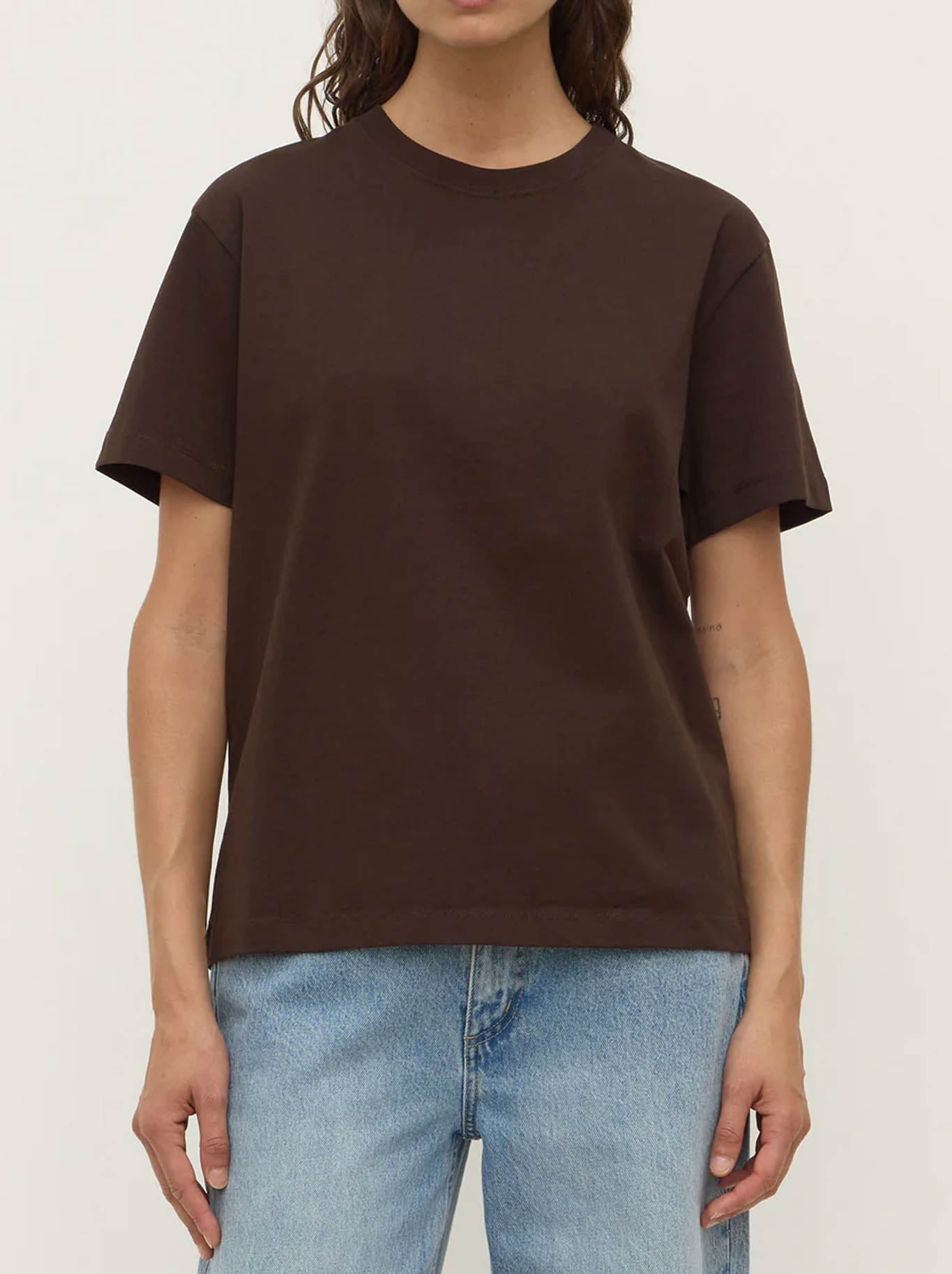 ASSEMBLY LABEL ORGANIC BASE TEE