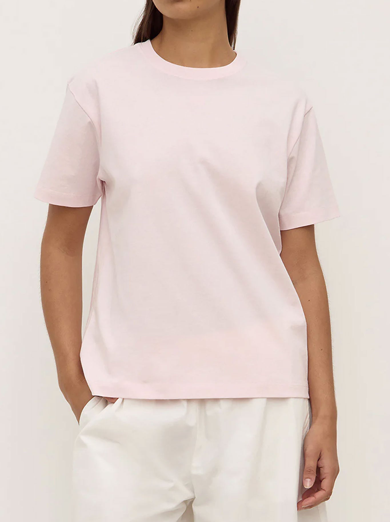 ASSEMBLY LABEL ORGANIC BASE TEE