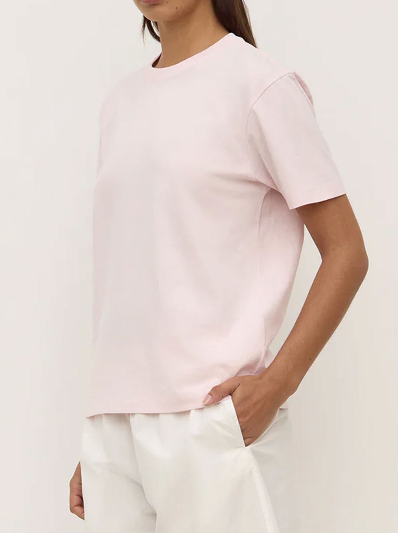 ASSEMBLY LABEL ORGANIC BASE TEE