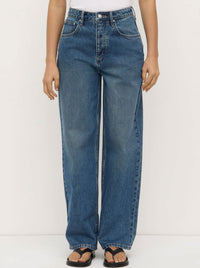 ASSEMBLY LABEL OVERSIZED HIGH RISE JEAN