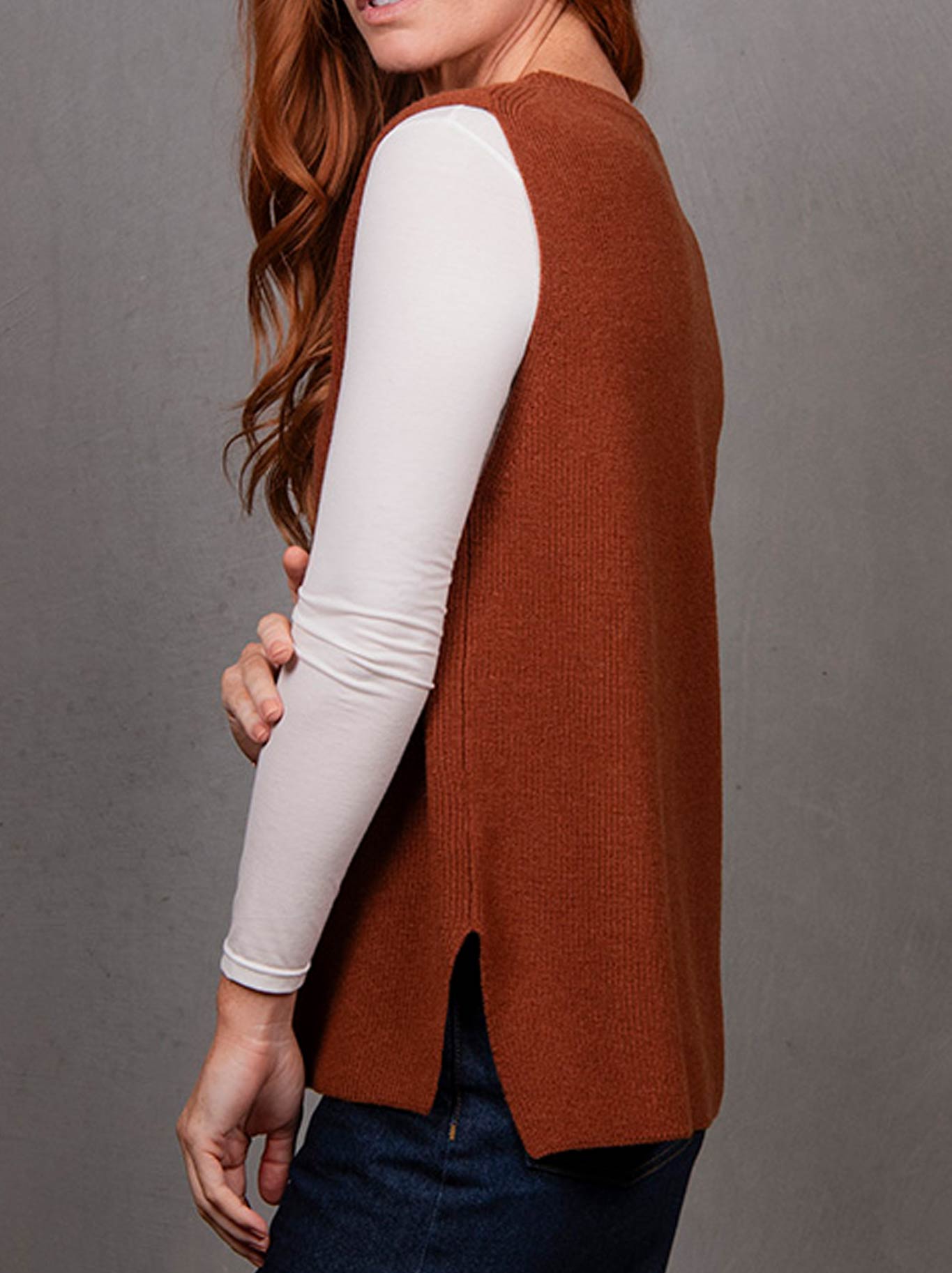 BRIDGE & LORD CREW NECK VEST