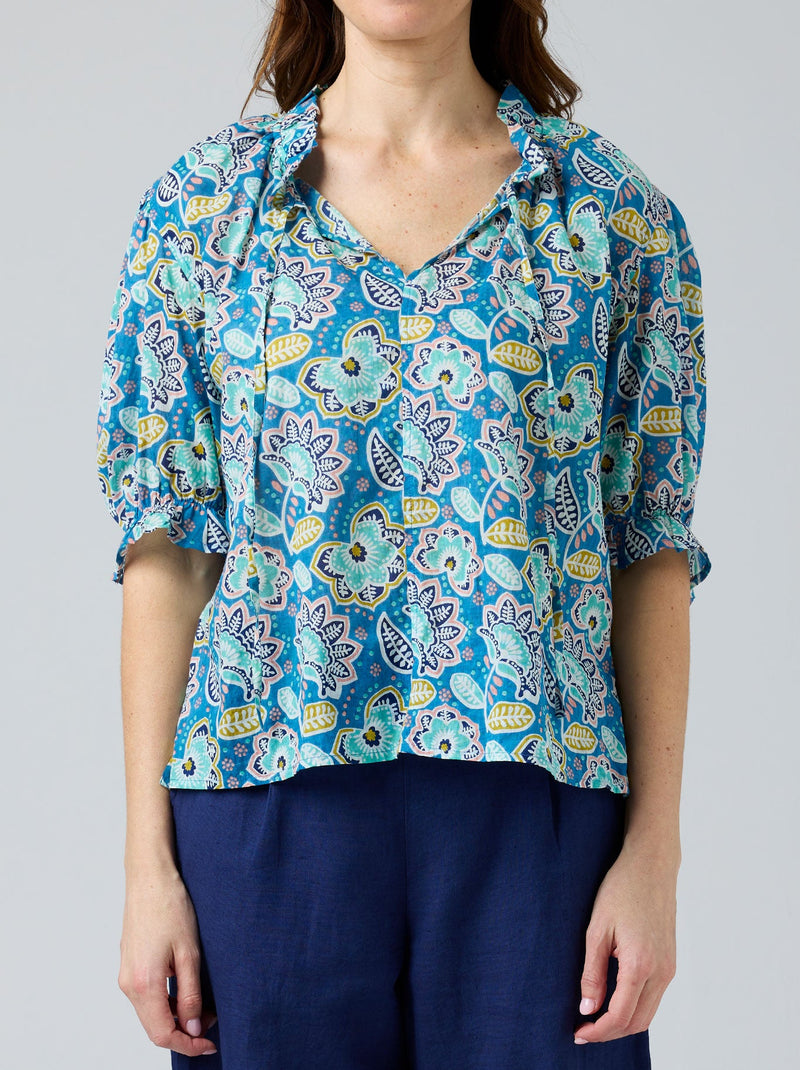 CAKE TIE NECK BLOUSE