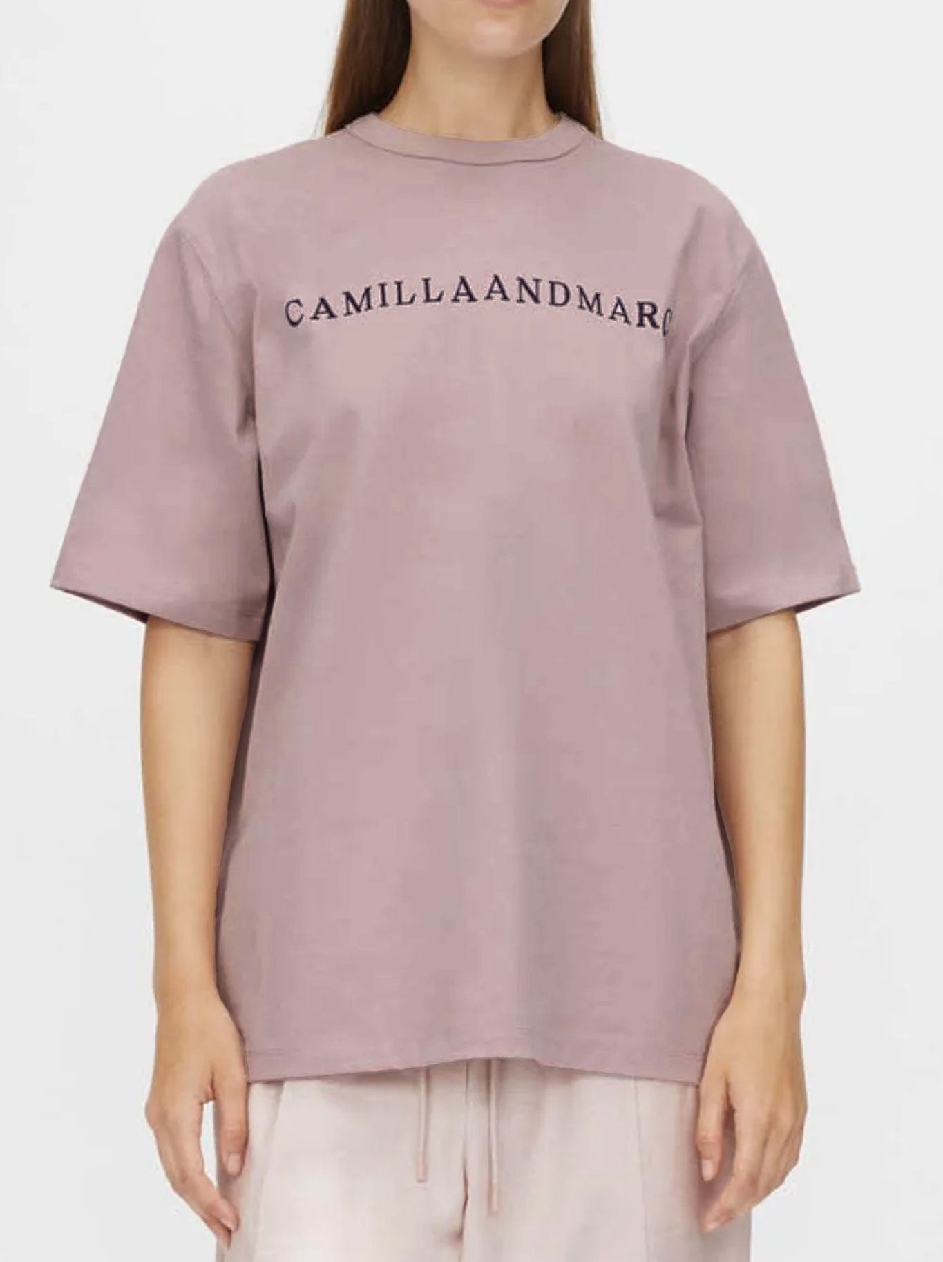 CAMILLA AND MARC CAPELLA LOGO TEE