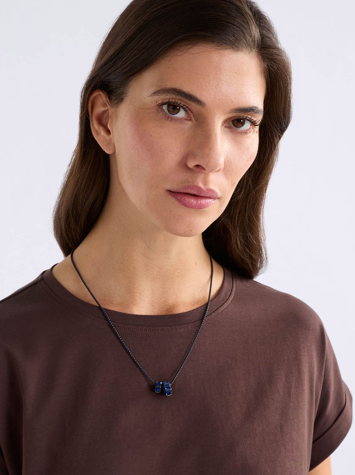ELK JOLLE PENDANT NECKLACE