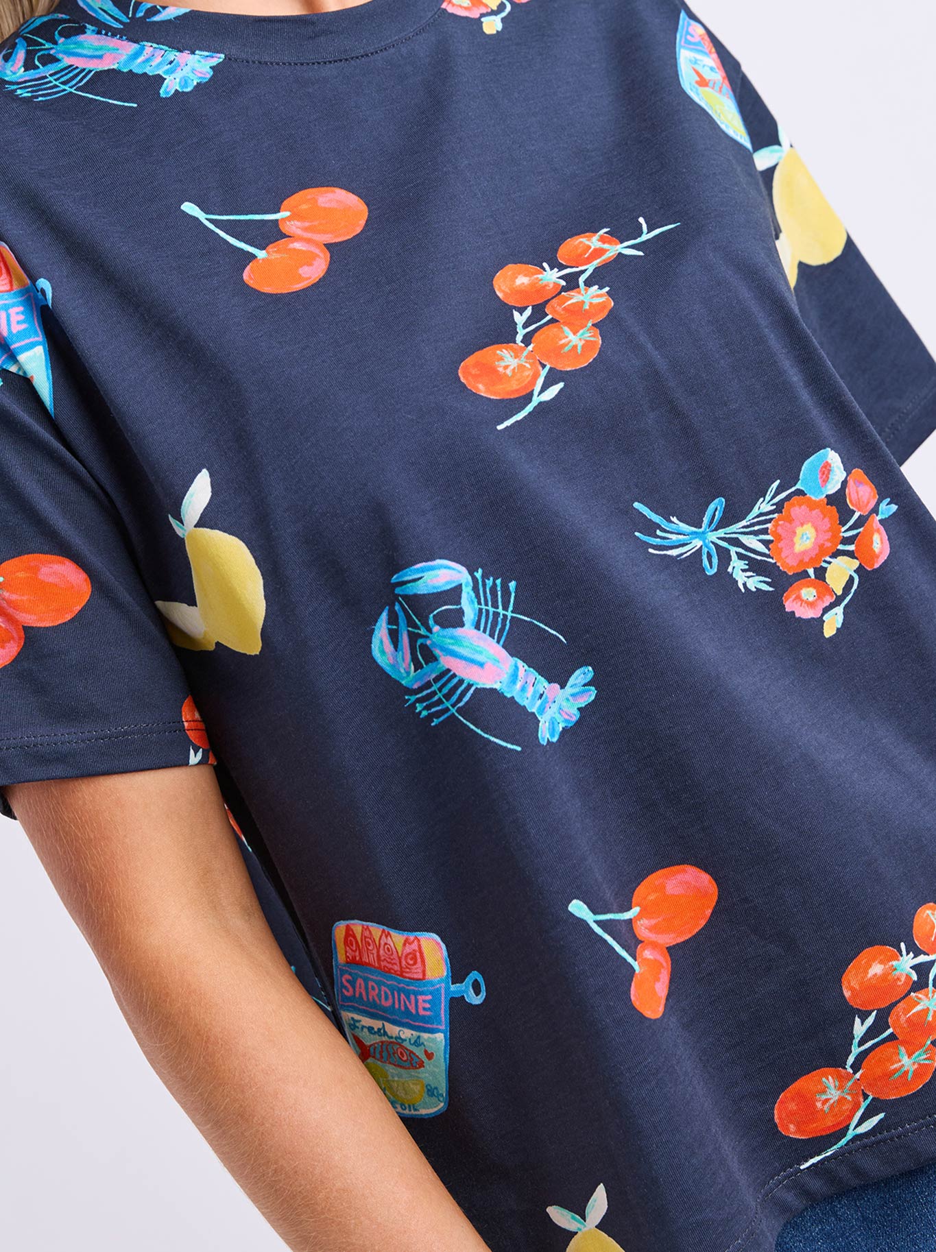 ELM MARKET TEE