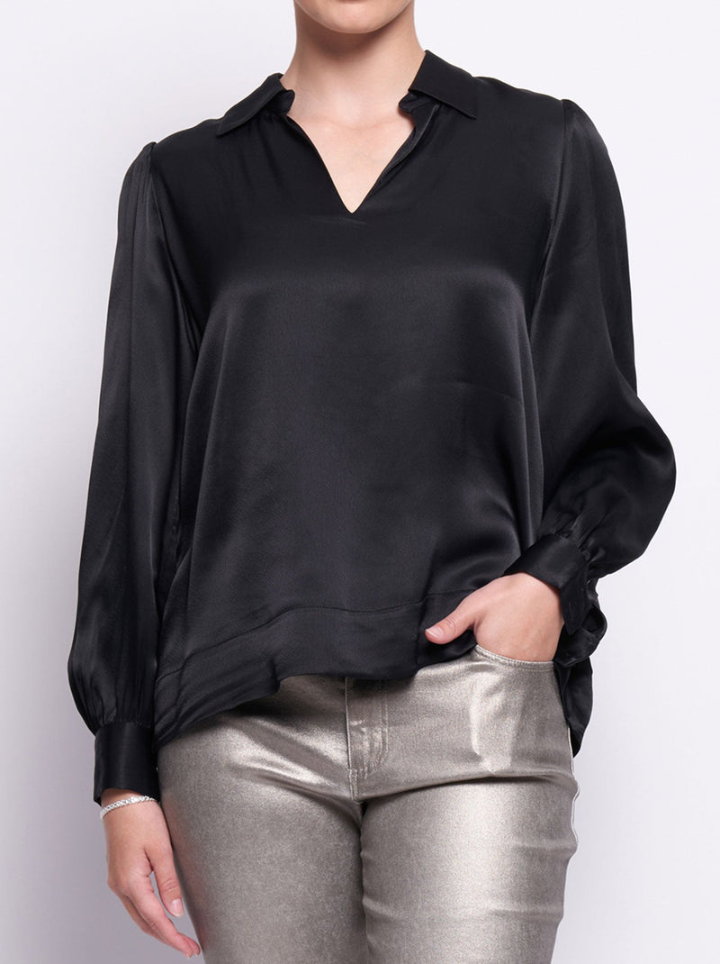 FOIL MAKE A STATEMENT BLOUSE