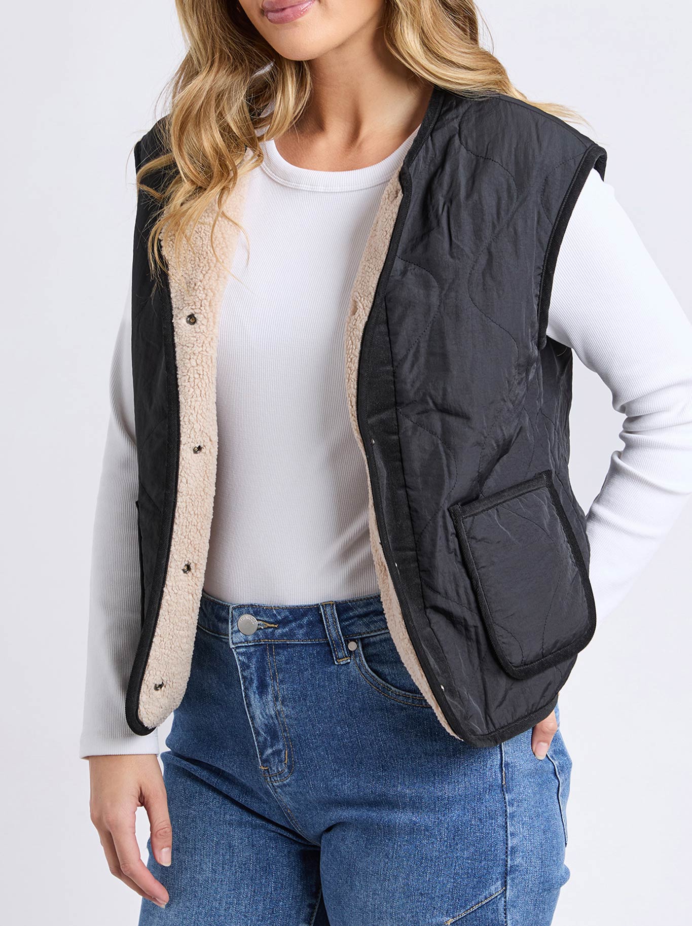 FOXWOOD ALBERTA VEST