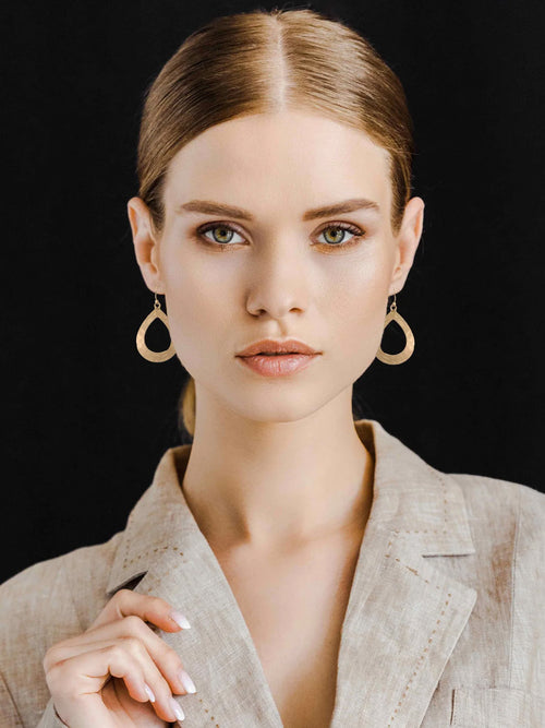 GxG COLLECTIVE LILY HAMMERED TEARDROP EARRINGS