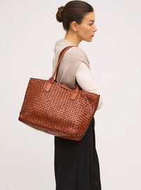 JUJU & CO BASQUE TOTE BAG