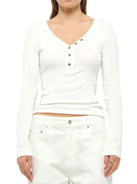 JAC AND MOOKI HARLOW HENLEY