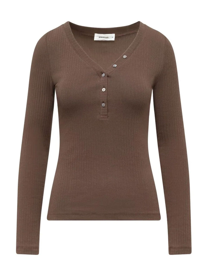 JAC AND MOOKI HARLOW HENLEY
