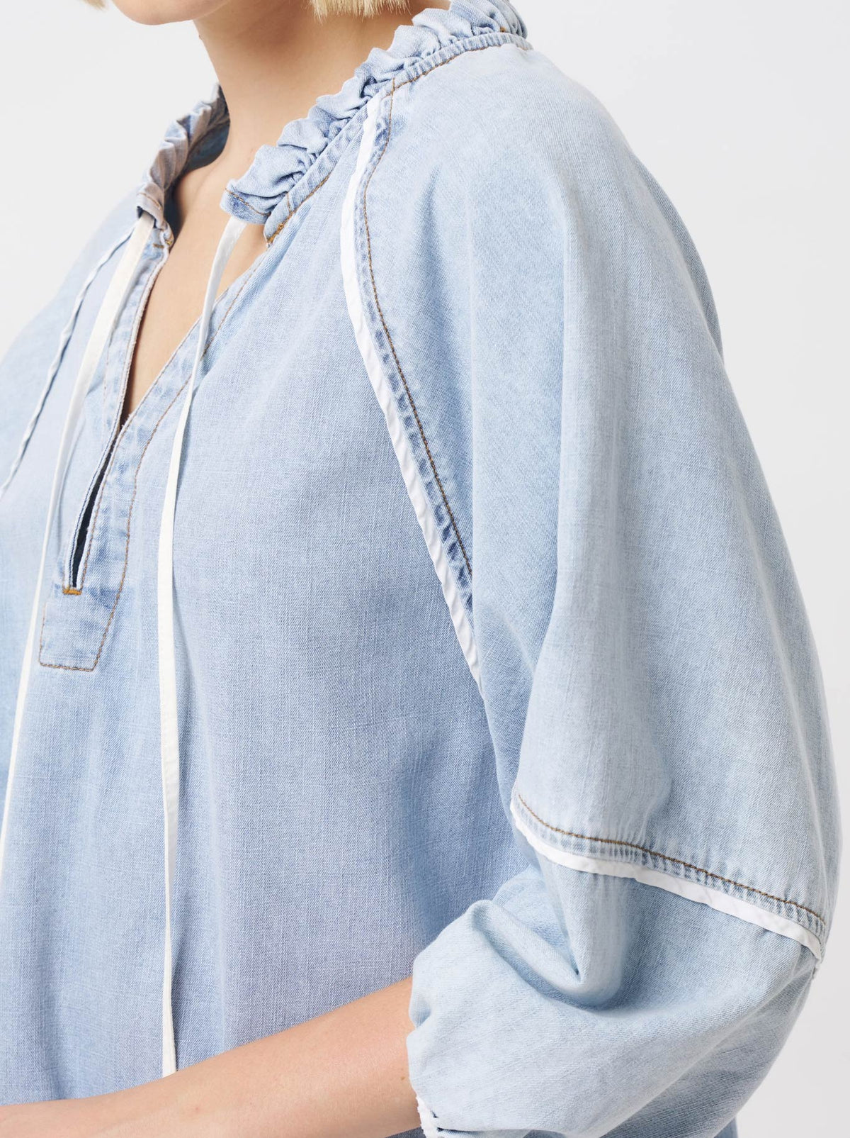 KIREINA JOANNE SHIRT