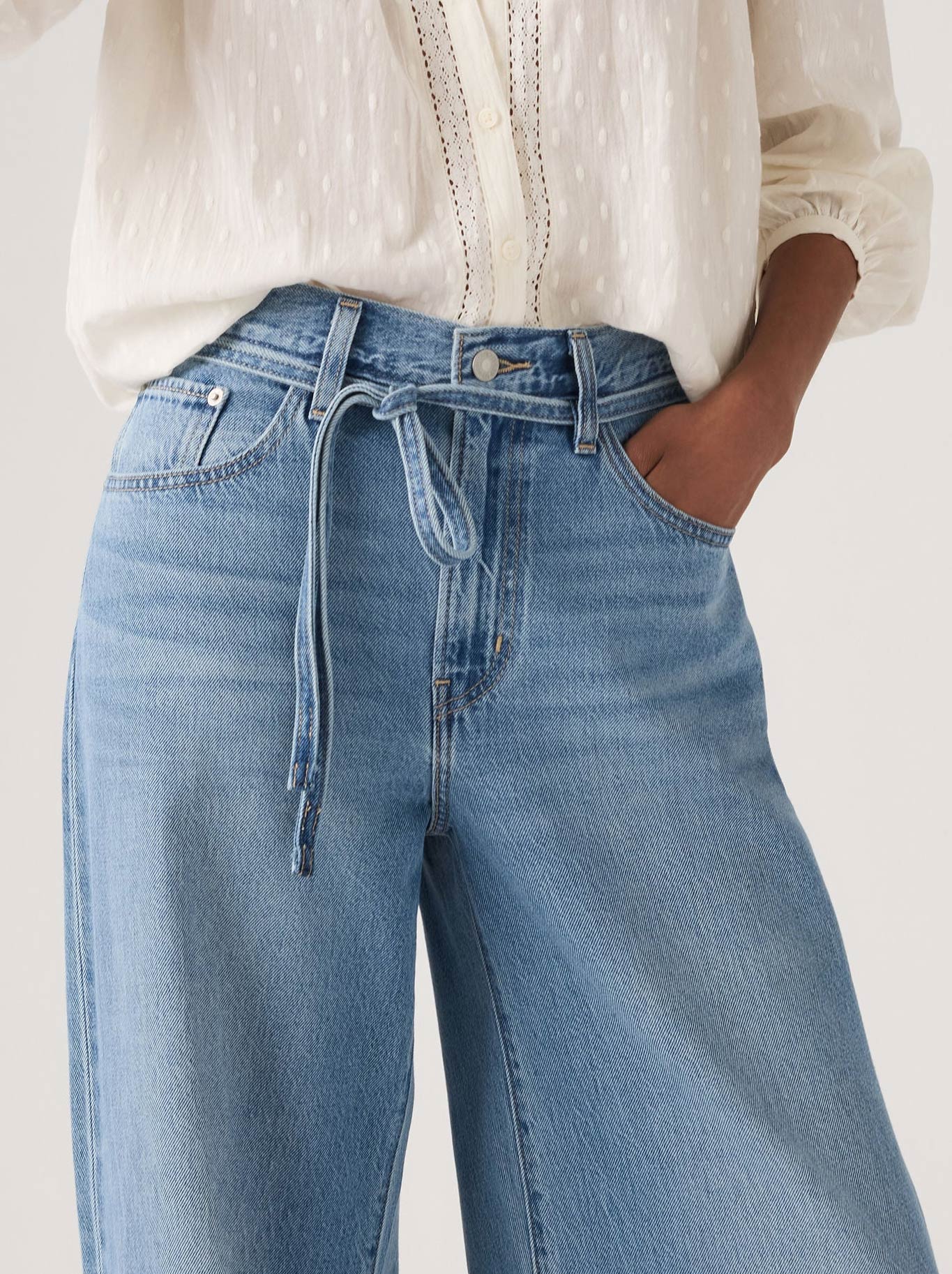 LEVI'S XL STRAIGHT TENCEL JEAN