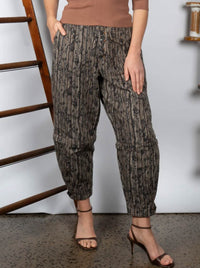 M.A DAINTY TRUCKER PANT