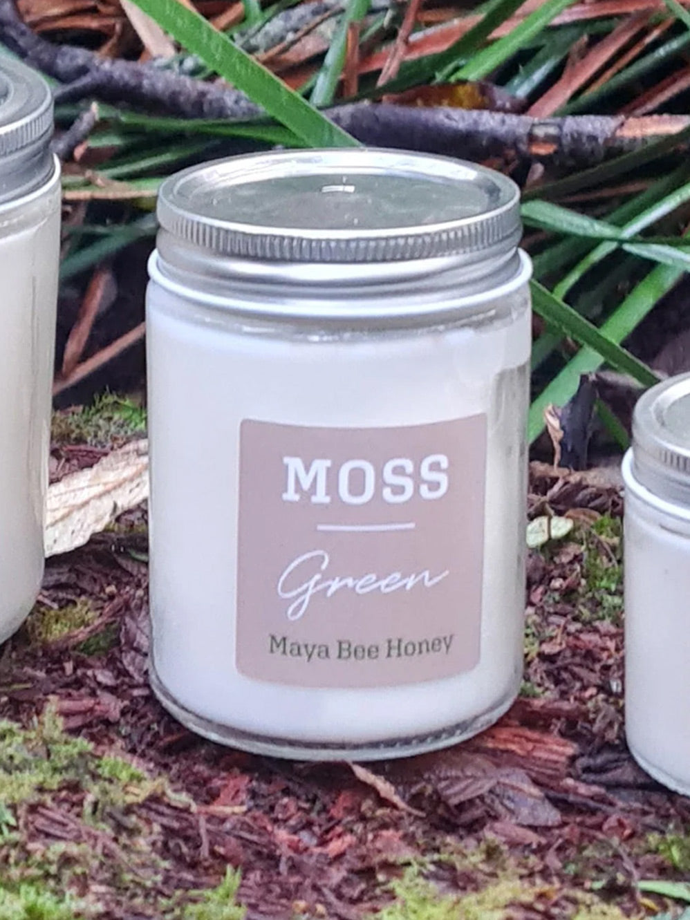 MOSS GREEN MAYA BEE HONEY CANDLE - MEDIUM