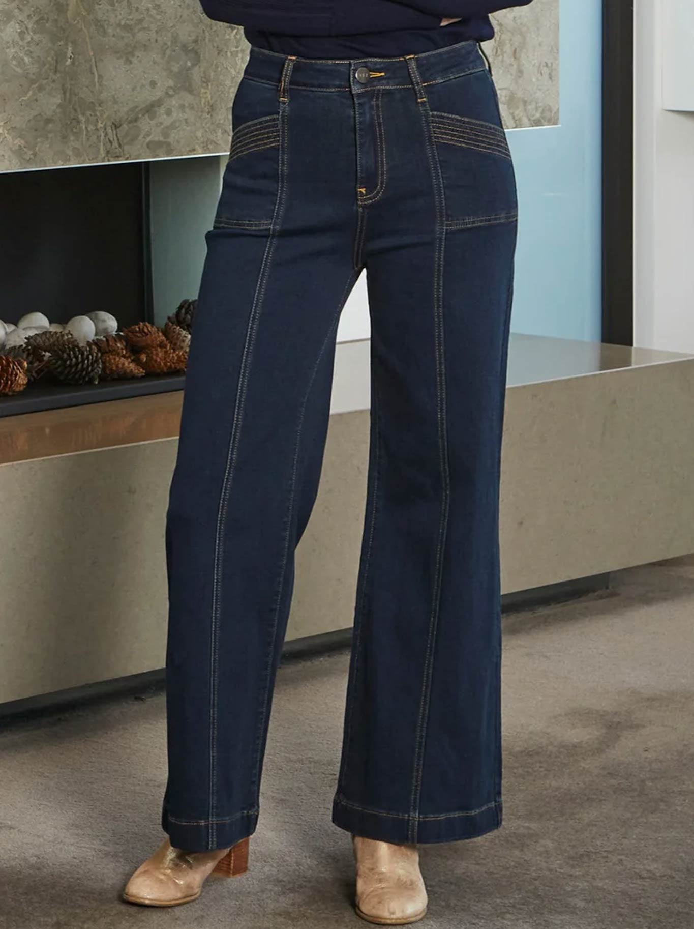 NEW LONDON HALIFAX BOOTLEG JEAN