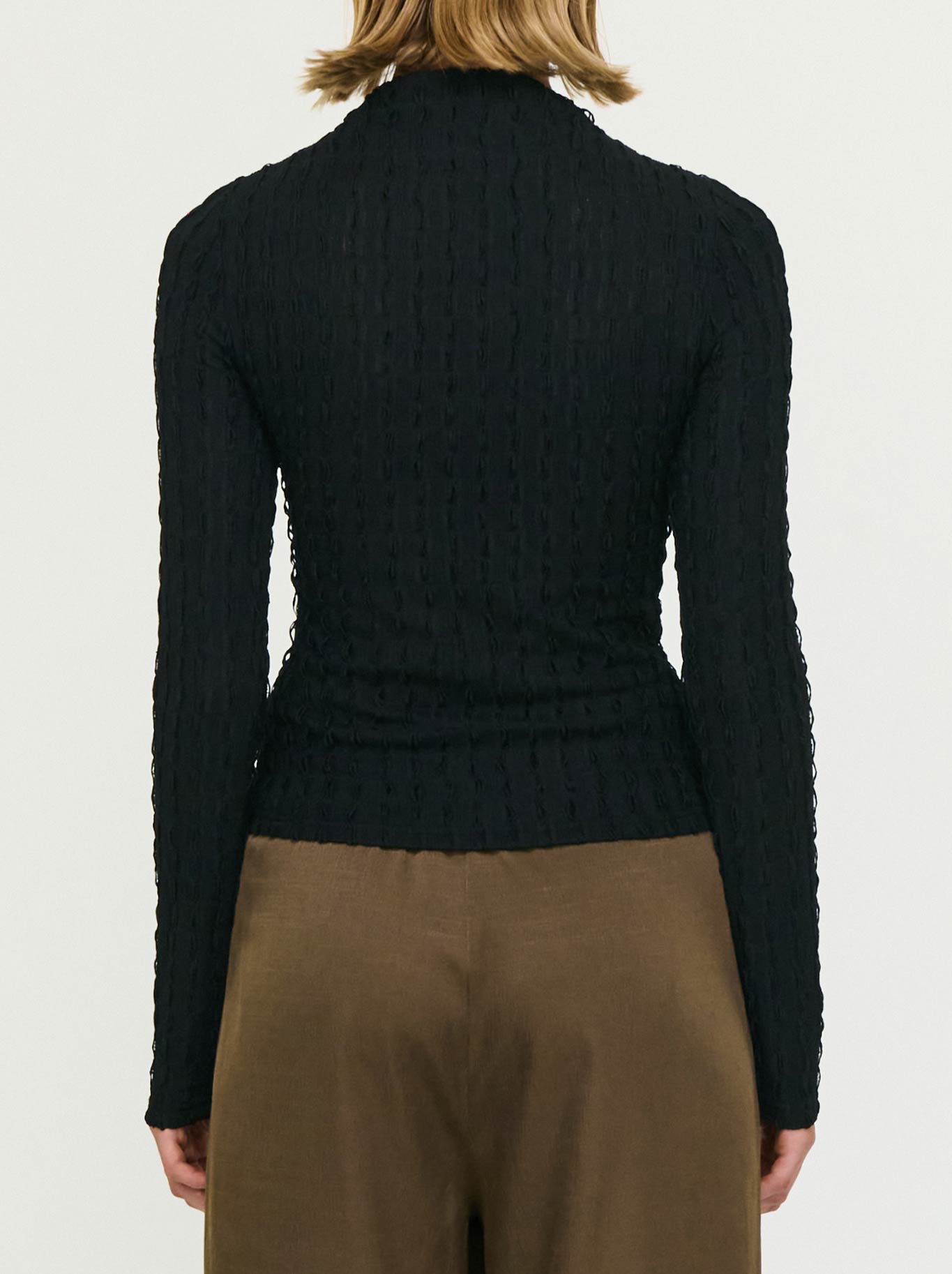 STAPLE THE LABEL DREW HIGH NECK TOP