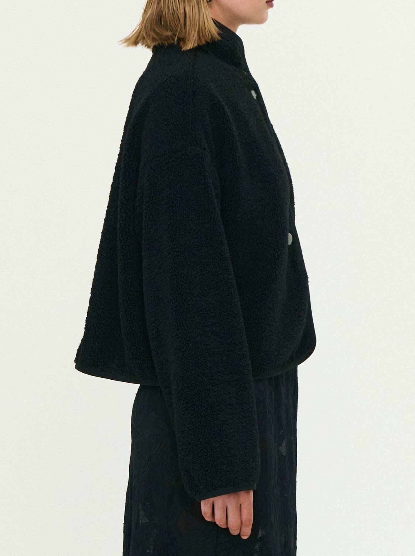 STAPLE THE LABEL KATYA CROPPED SHERPA JACKET