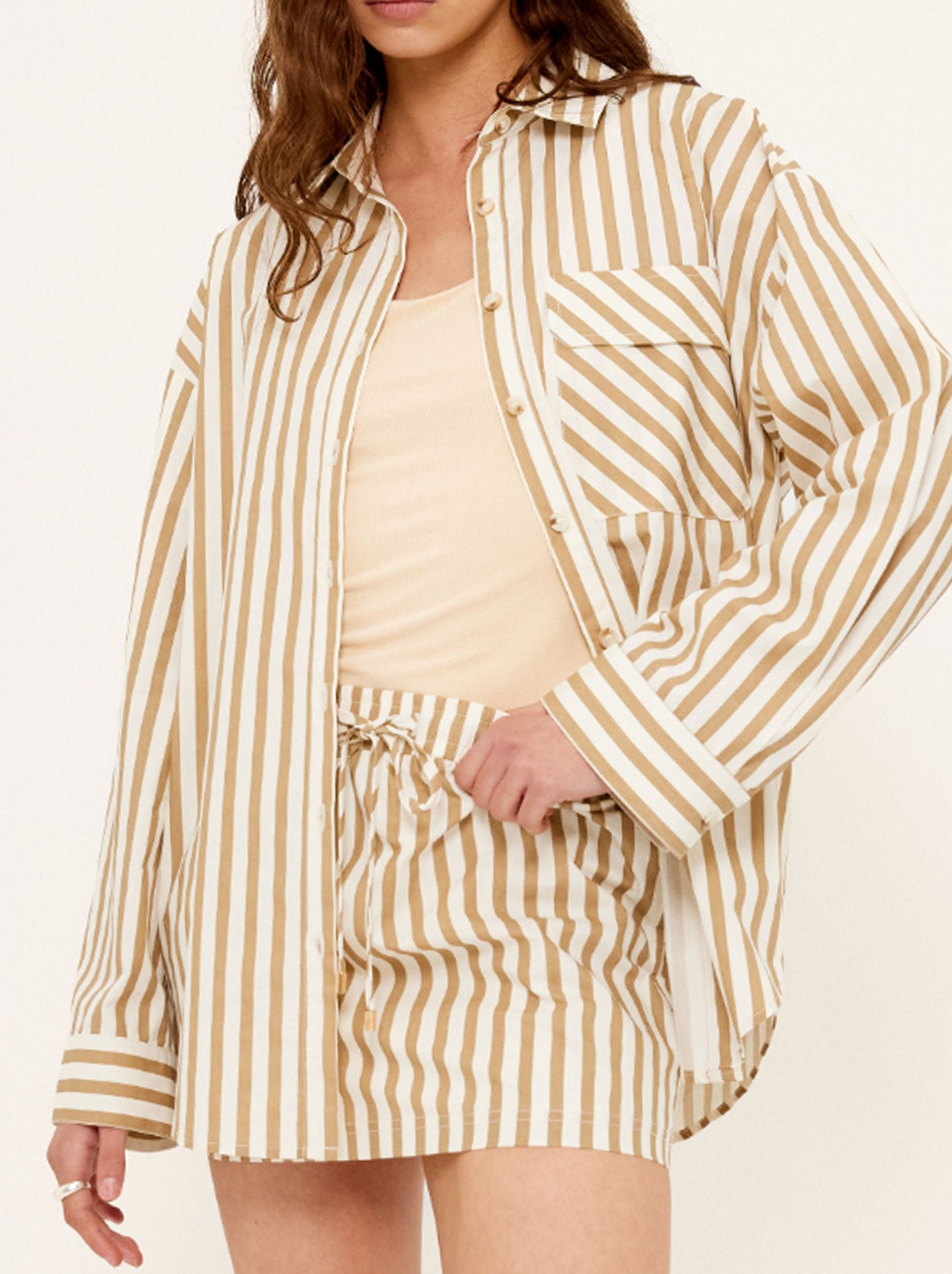 STAPLE THE LABEL ZAHARA OVERSIZE SHIRT