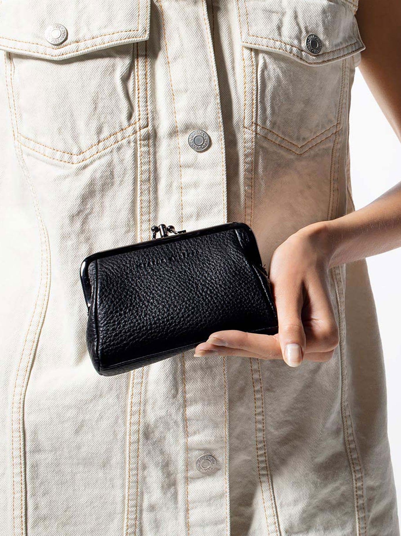 STATUS ANXIETY VOLATILE PURSE