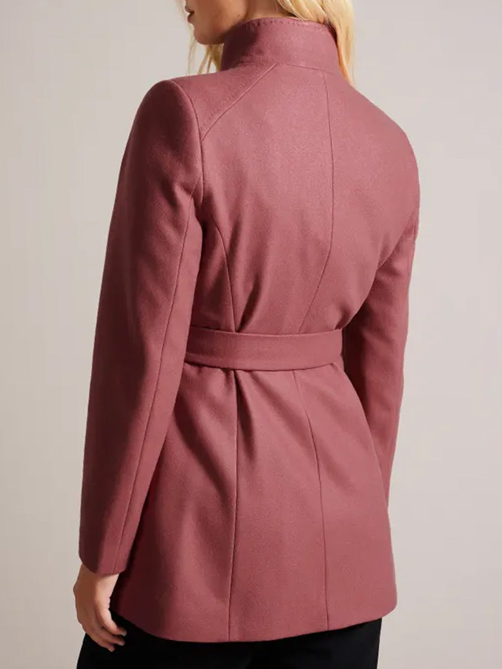 TED BAKER ROSESS SHORT COAT Yeltuor