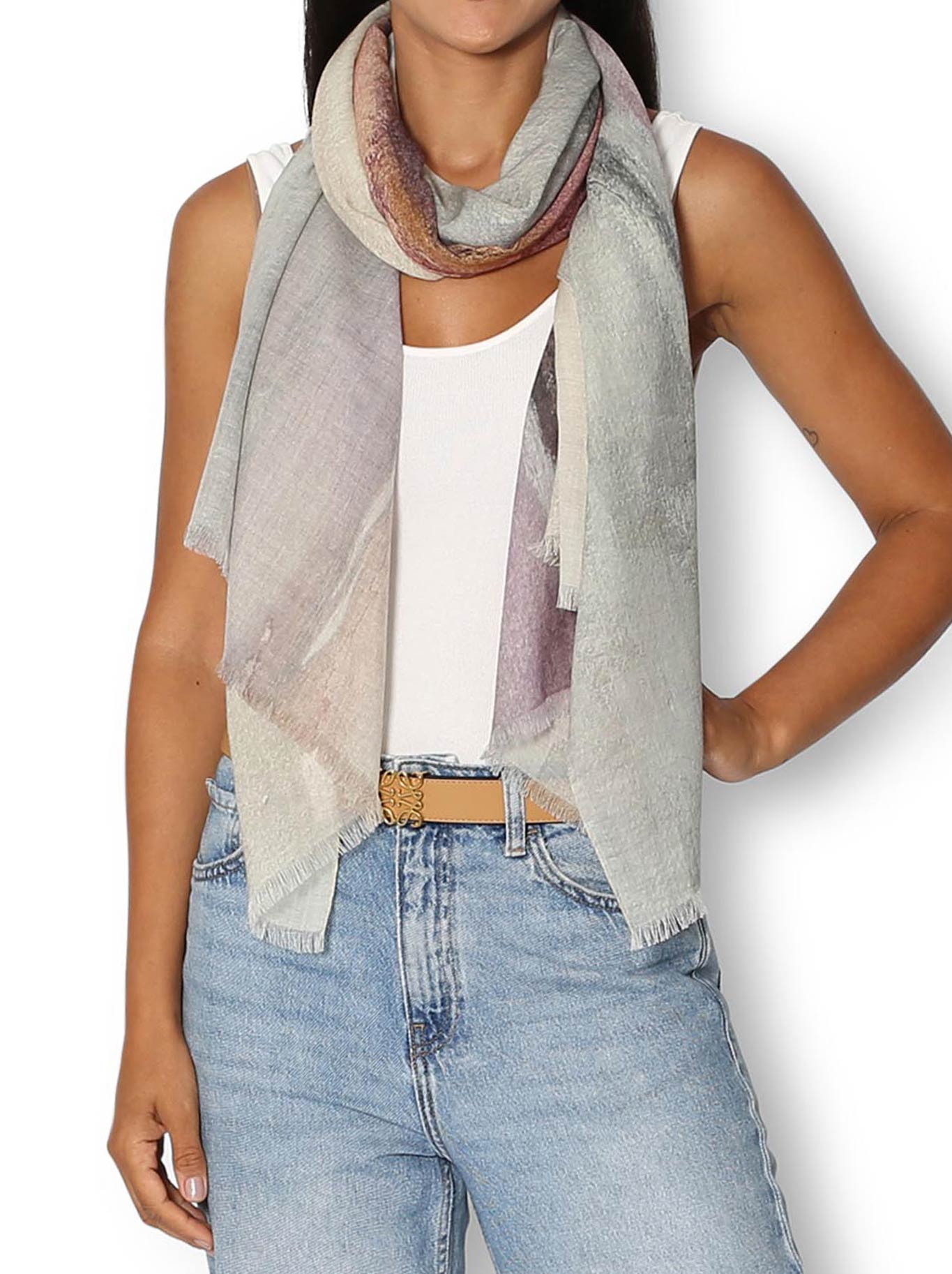THE ARTISTS LABEL TRANSFORMATION WOOL SCARF
