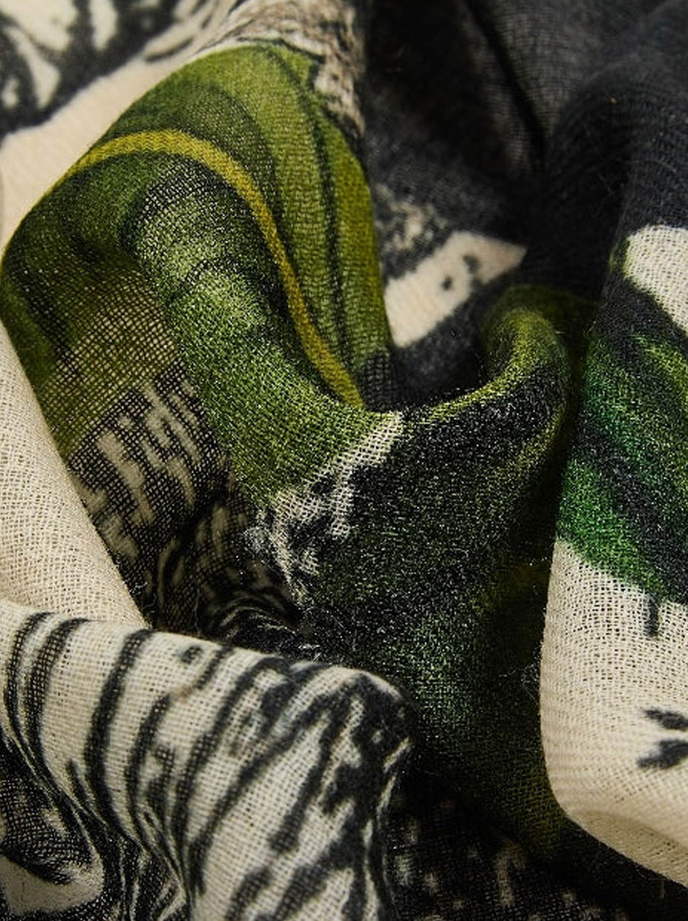 THE SCARF COMPANY DEVON WOOL SCARF