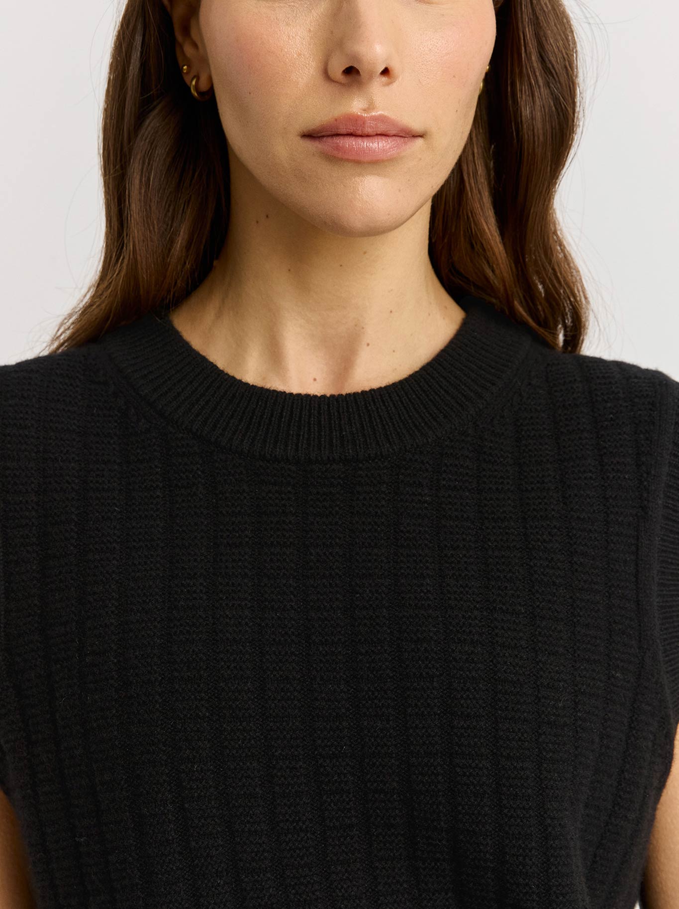 TOORALLIE GRID KNIT VEST