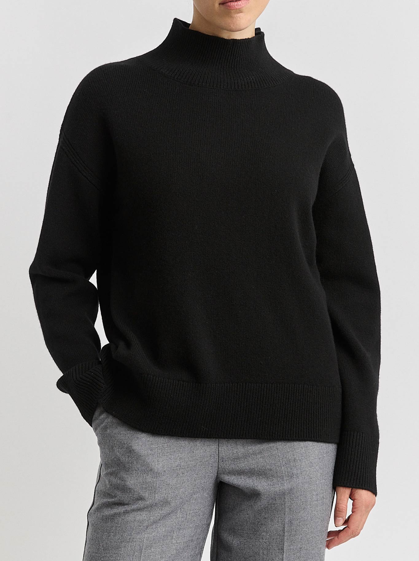 TOORALLIE SPLIT NECK FUNNEL