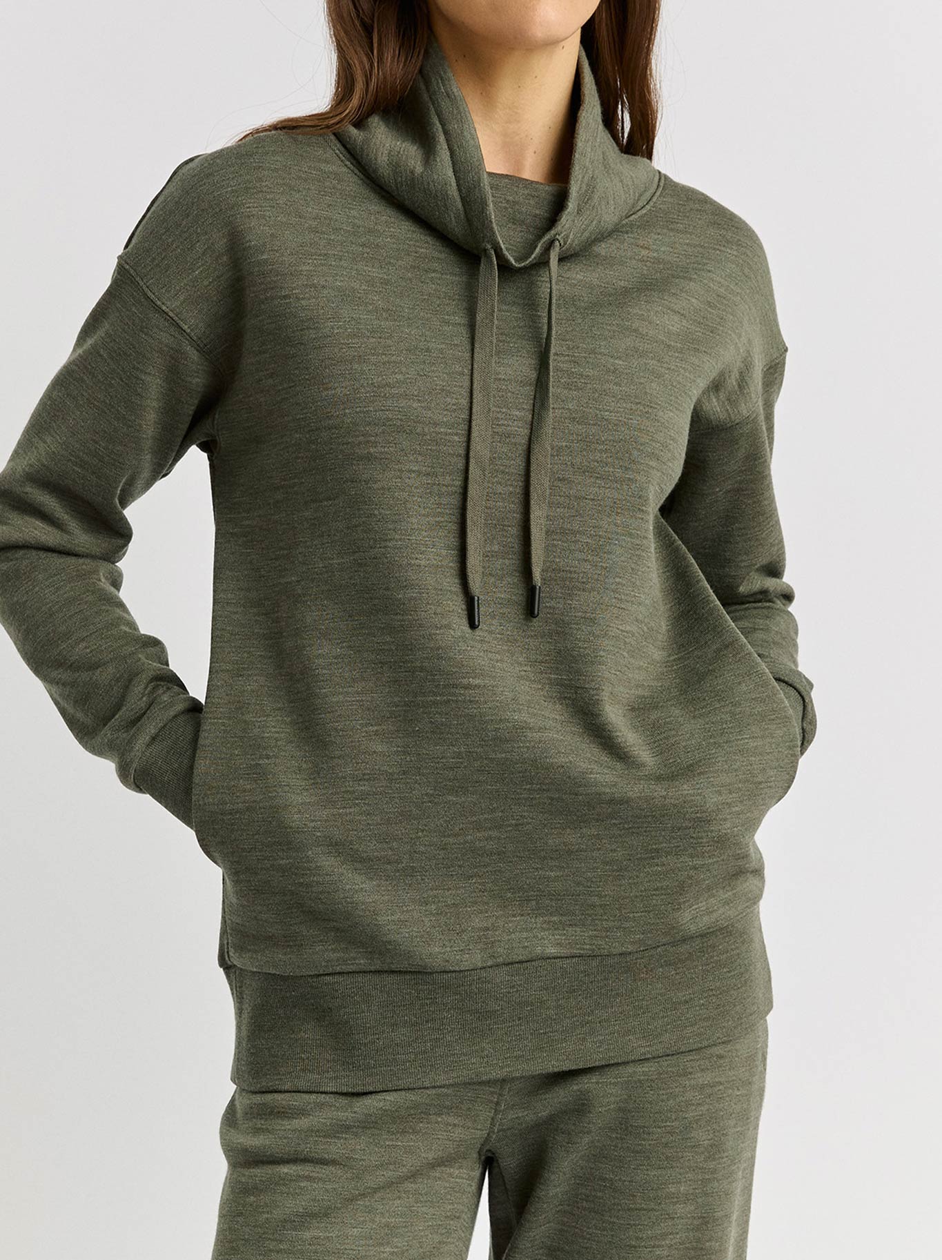 TOORALLIE LOUNGE FUNNEL NECK