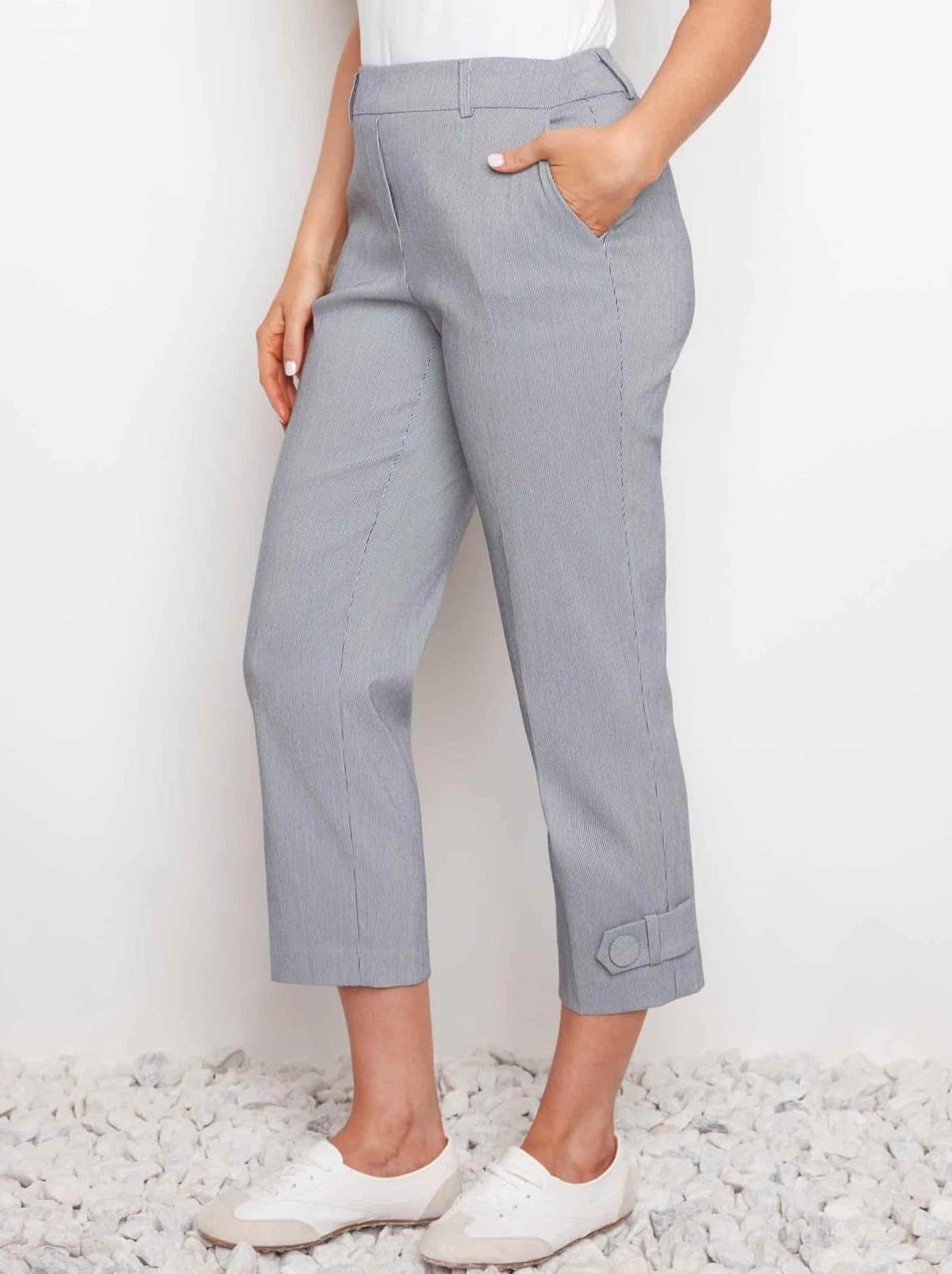 UP! TECHNO WIDE LEG CROP BUTTON TAB PANT