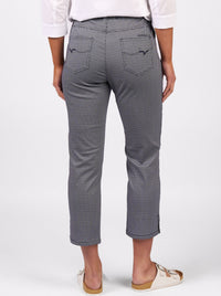 VASSALLI SLIM LEG 7/8TH PULL ON PANT