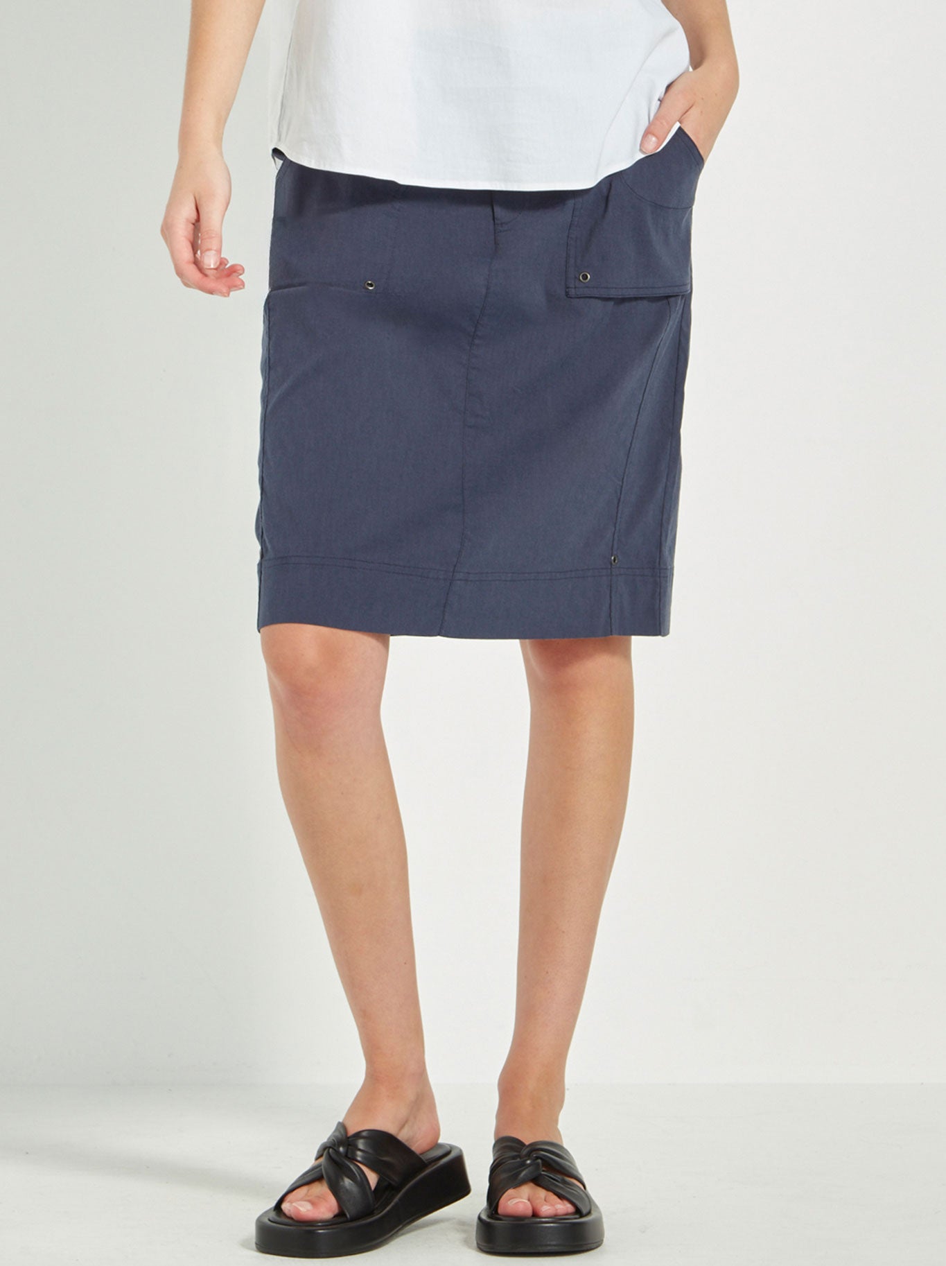VERGE ACROBAT LEGION SKIRT