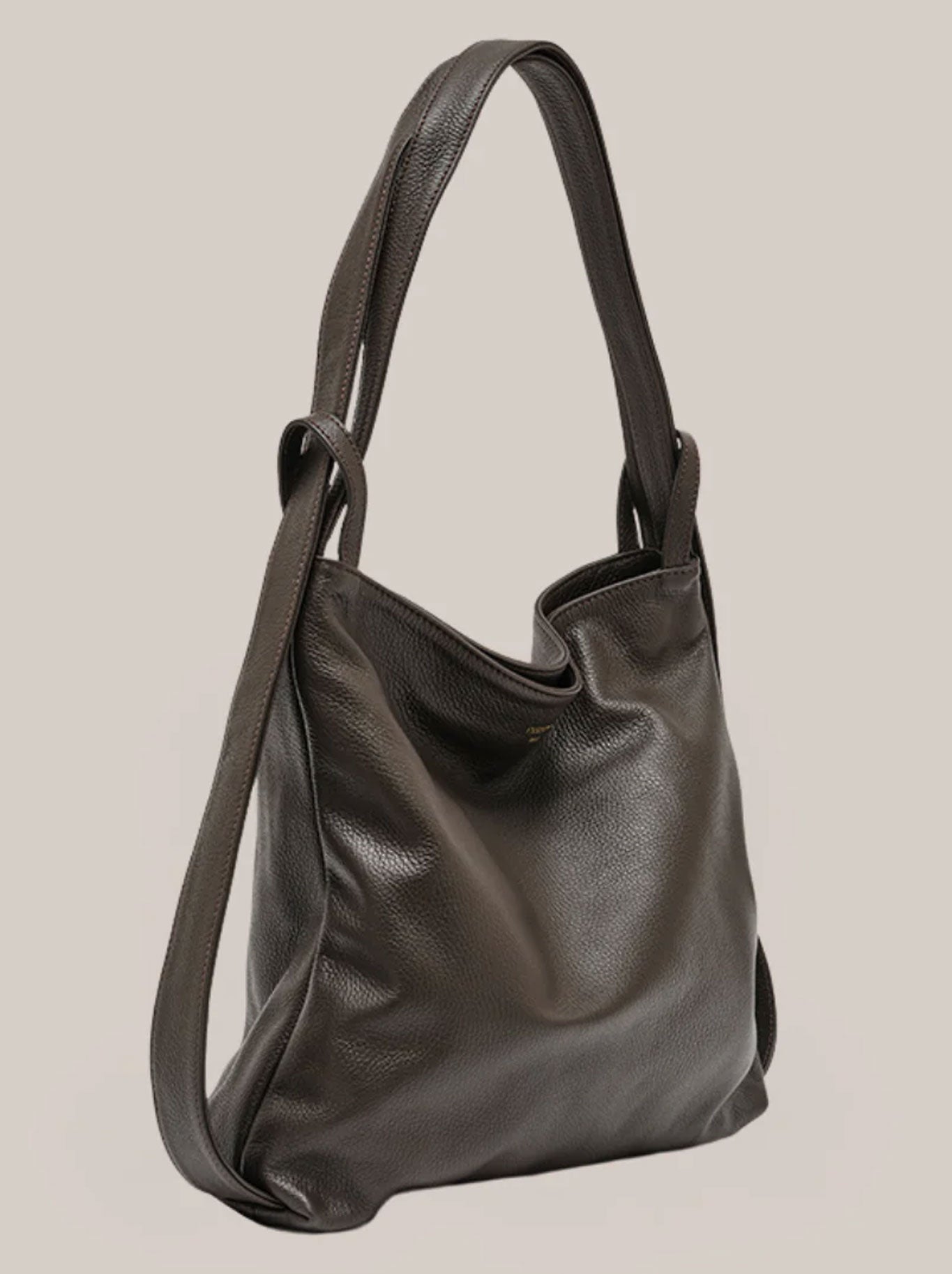 VESTIRSI BELLA XL 2-IN-1 CONVERTIBLE BACKPACK TOTE