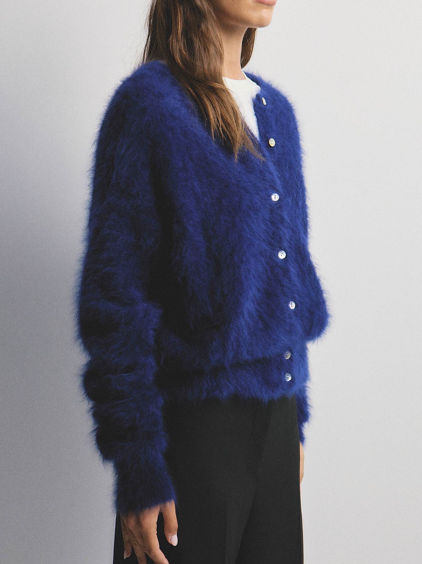 WORLD OF NOMADS FRANKIE CREW NECK CASHMERE CARDIGAN