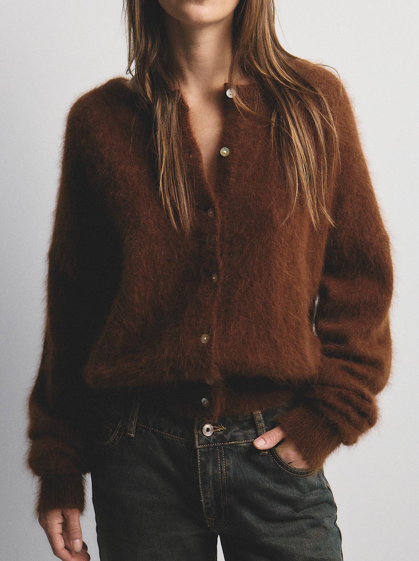 WORLD OF NOMADS FRANKIE CREW NECK CASHMERE CARDIGAN