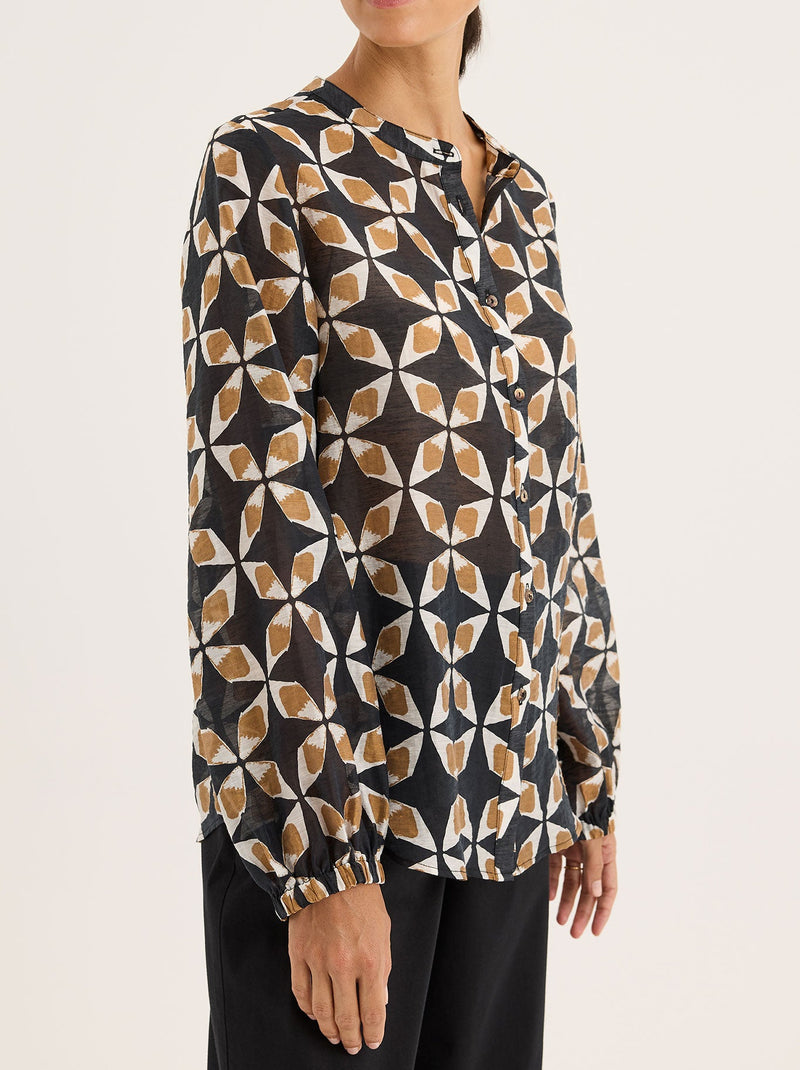 YARRA TRAIL RENAISSANCE SHIRT