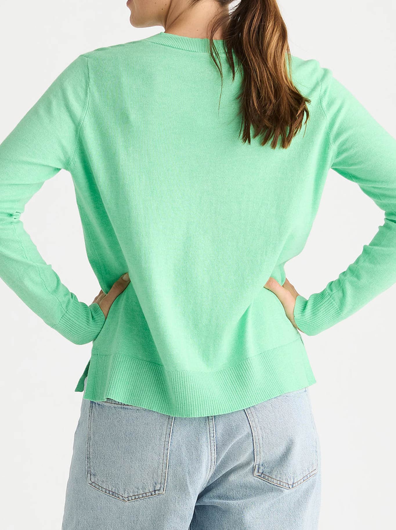 ZAKET & PLOVER BUTTON ANGLE TOP