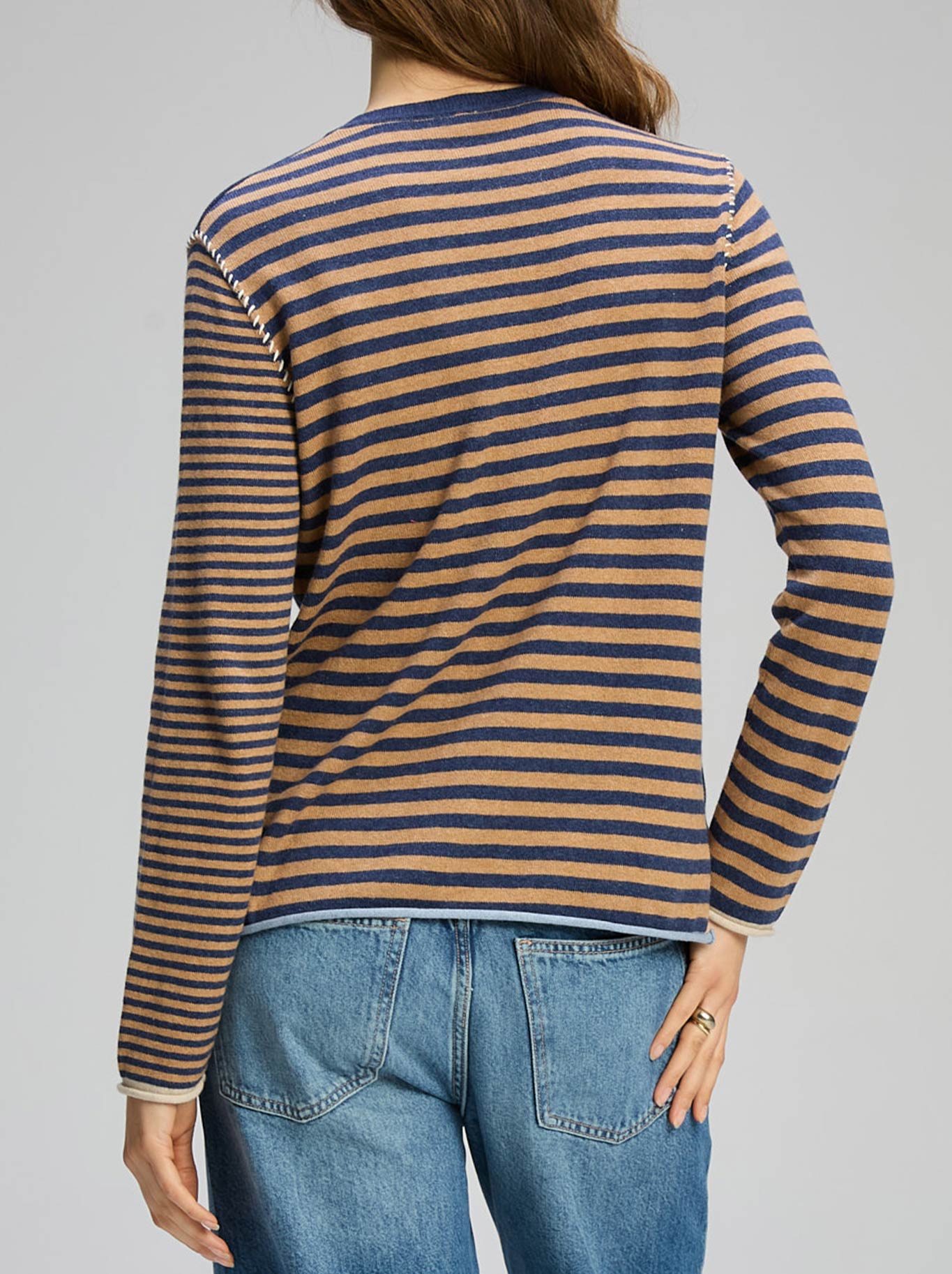 ZAKET & PLOVER VARIED STRIPE V-NECK