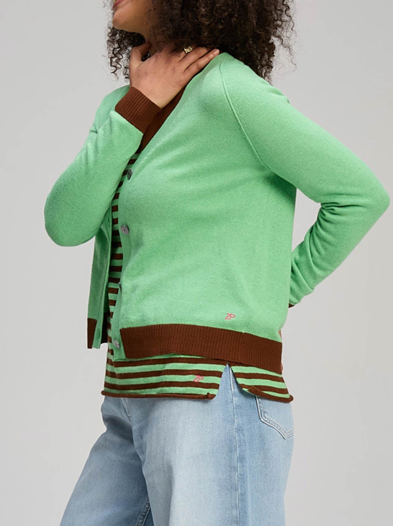 ZAKET & PLOVER ESSENTIAL V NECK CARDI